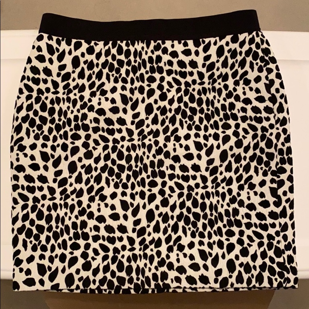 Ann Taylor Dalmatian print skirt